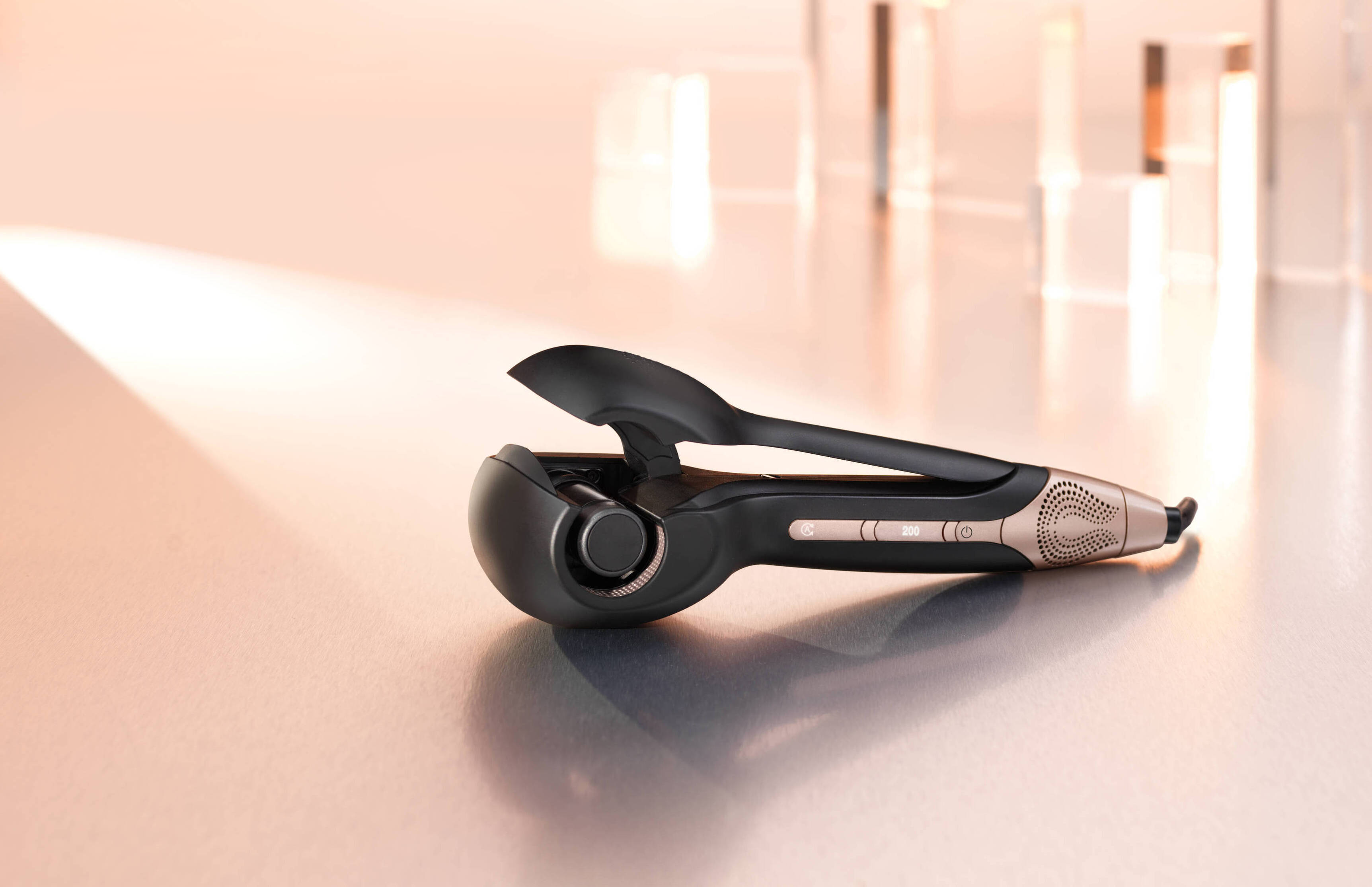 Nouveau Wave Secret Air: des boucles et ondulations tendances, souples et naturelles, sans effort.