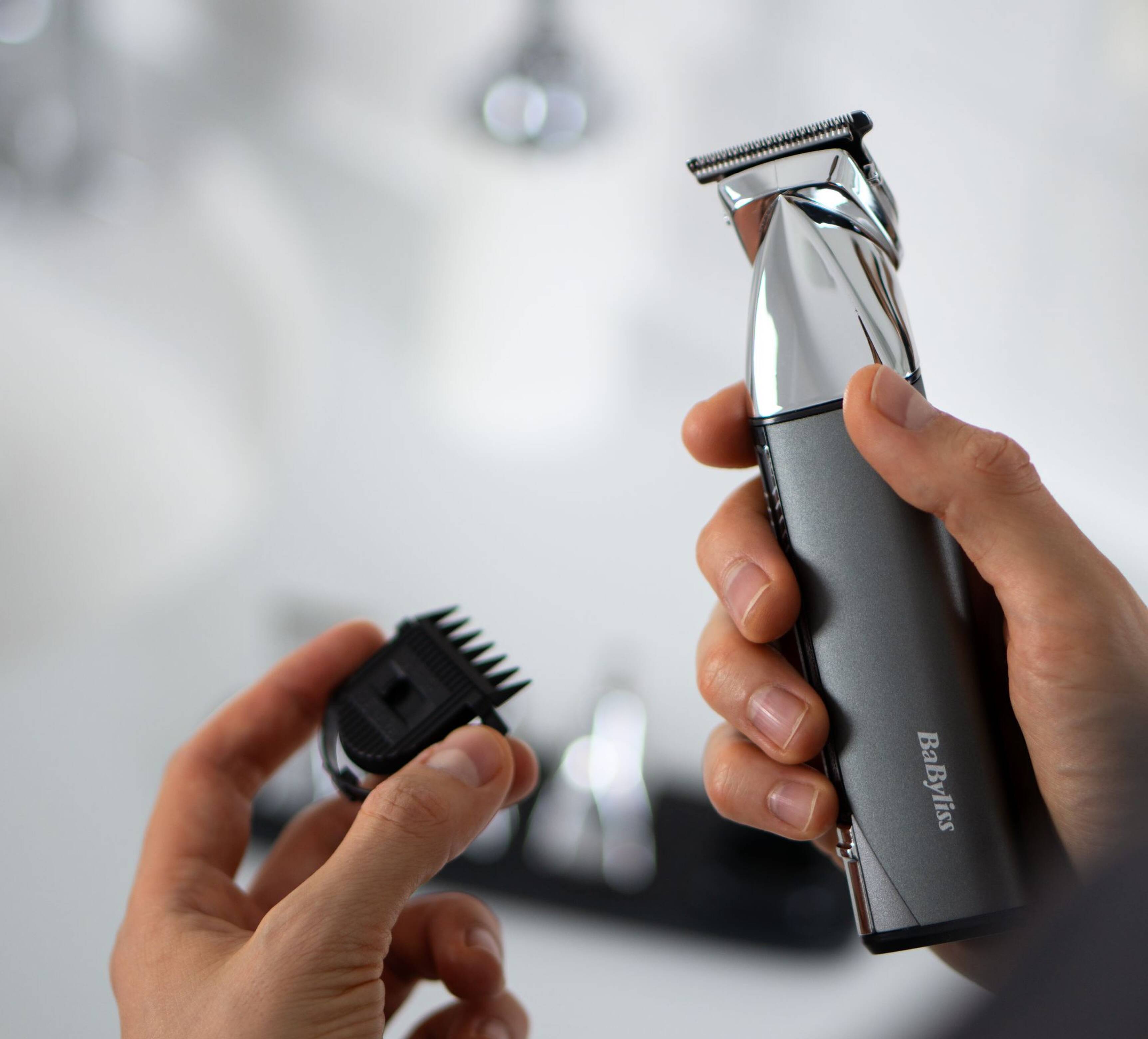 Kabelloser Multitrimmer 15 in 1 Super-X Metal Series