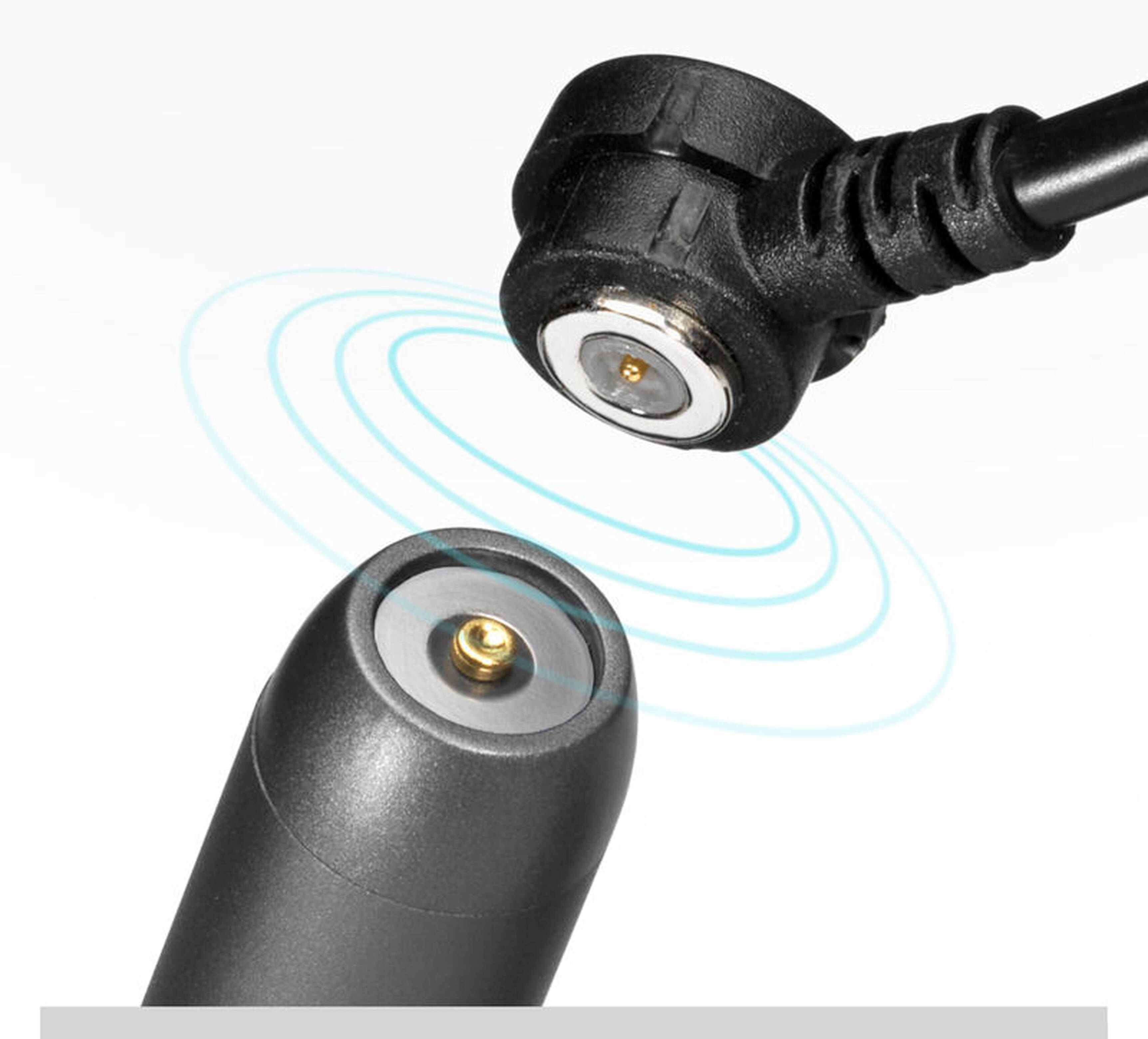 Kompakte doppelte Bartschneider, schwarz chromiert.